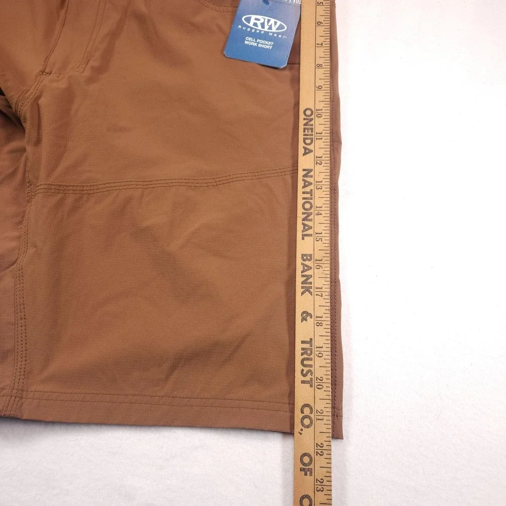 Rugged Wear Mens 40 Brown Nylon Stretch Cargo Shorts NWT‎